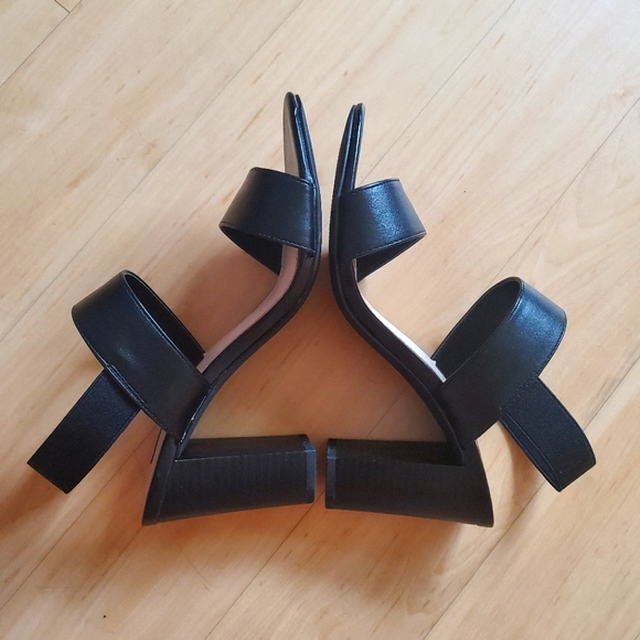 French Connection Open Toe Heel - Picture 2 of 7